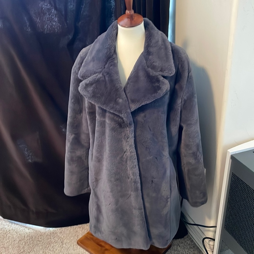 Cozy faux fur jacket